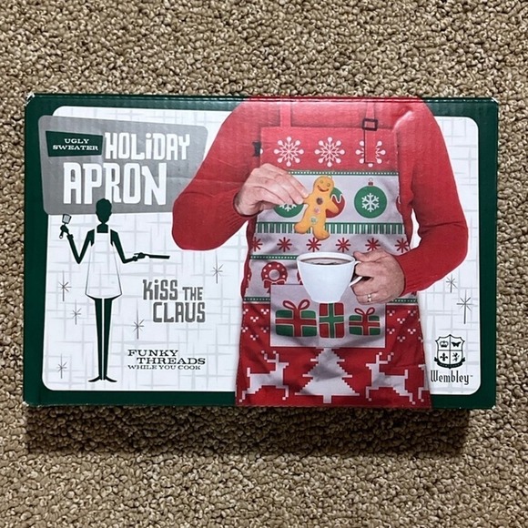 Christmas‎ Apron Ugly Sweater Holiday Apron Kiss The Claus Apron New Unopened - Picture 1 of 3